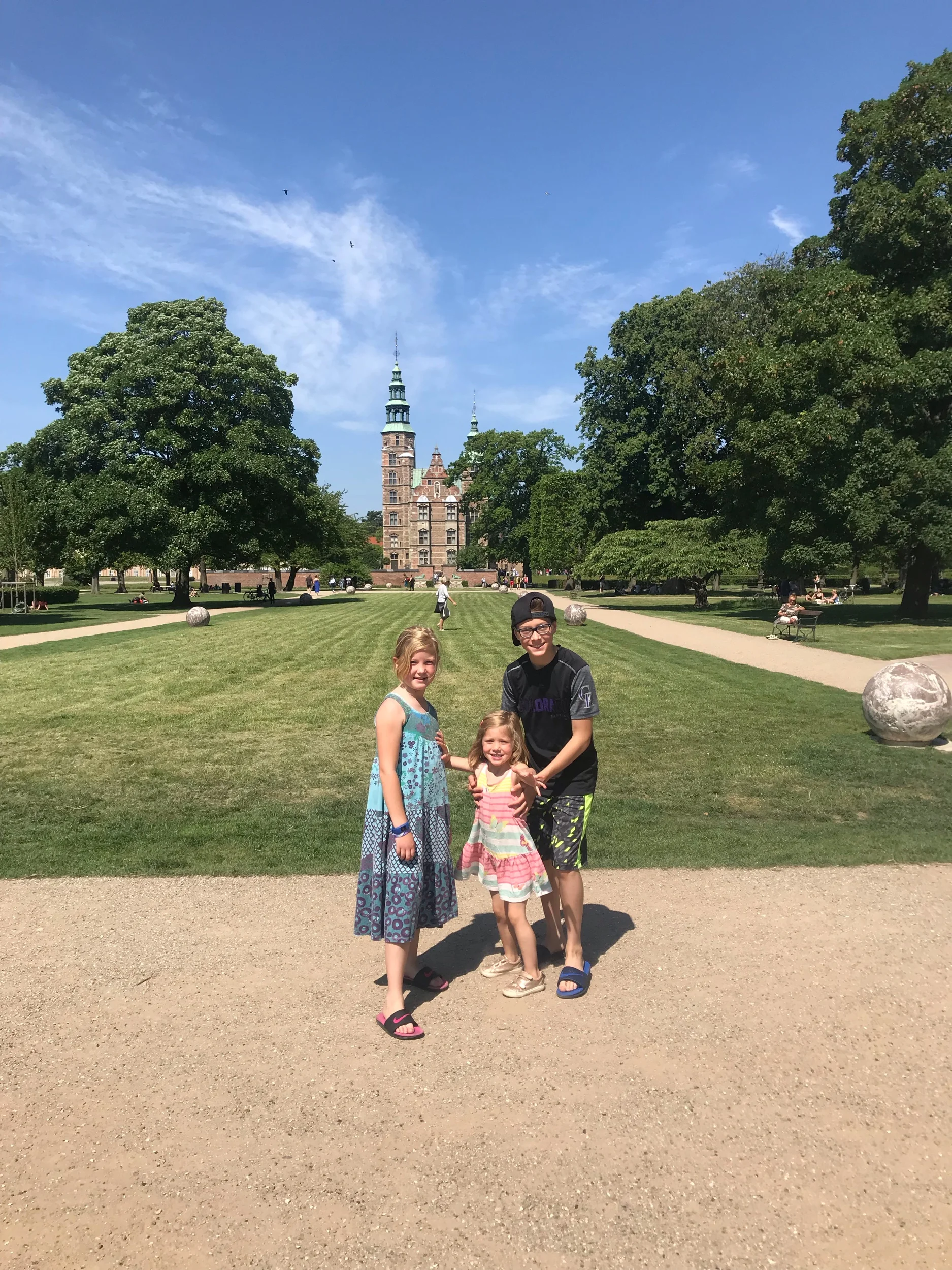 By the Kronenburg palace