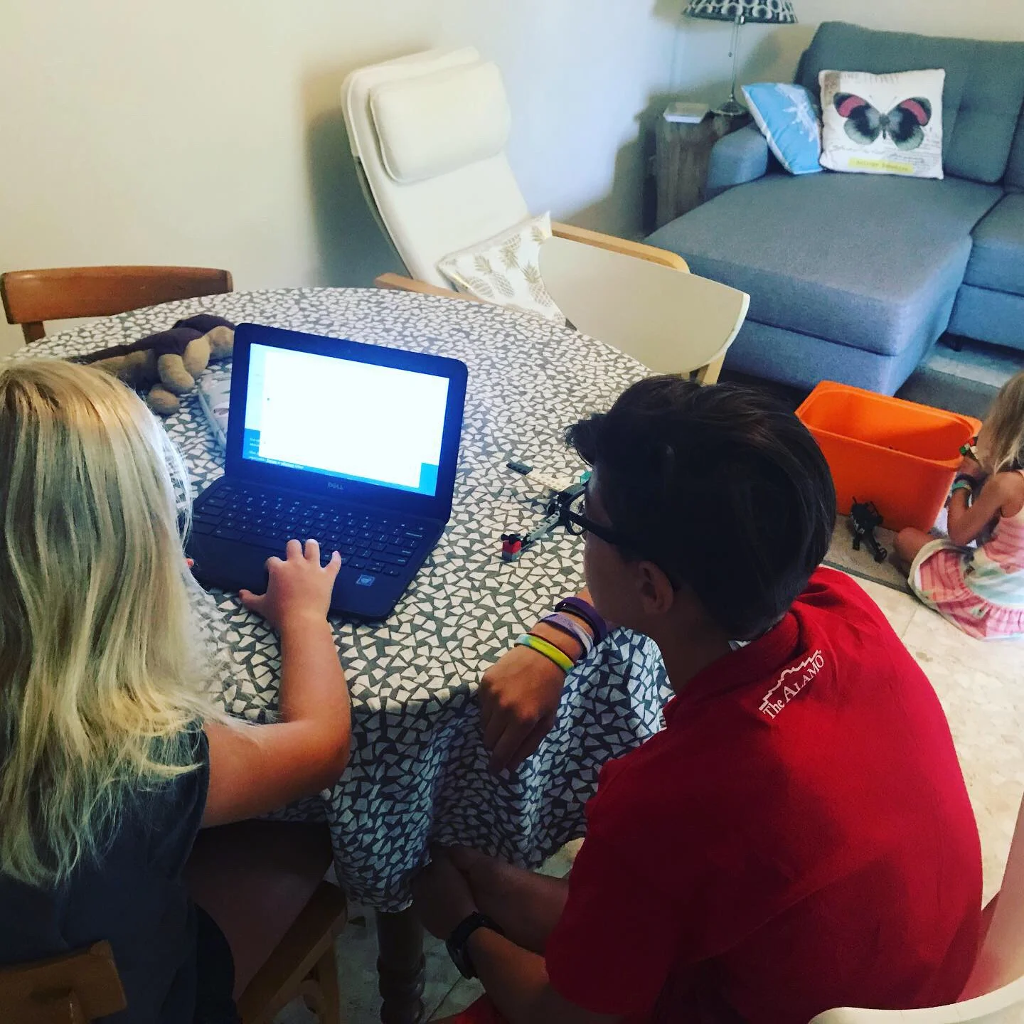 We are fortunate that Kaio enjoys helping Josefine!